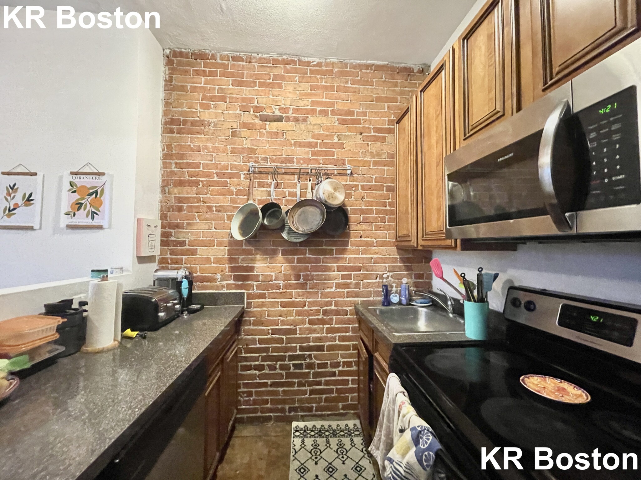 23 Cortes St, Back Bay
