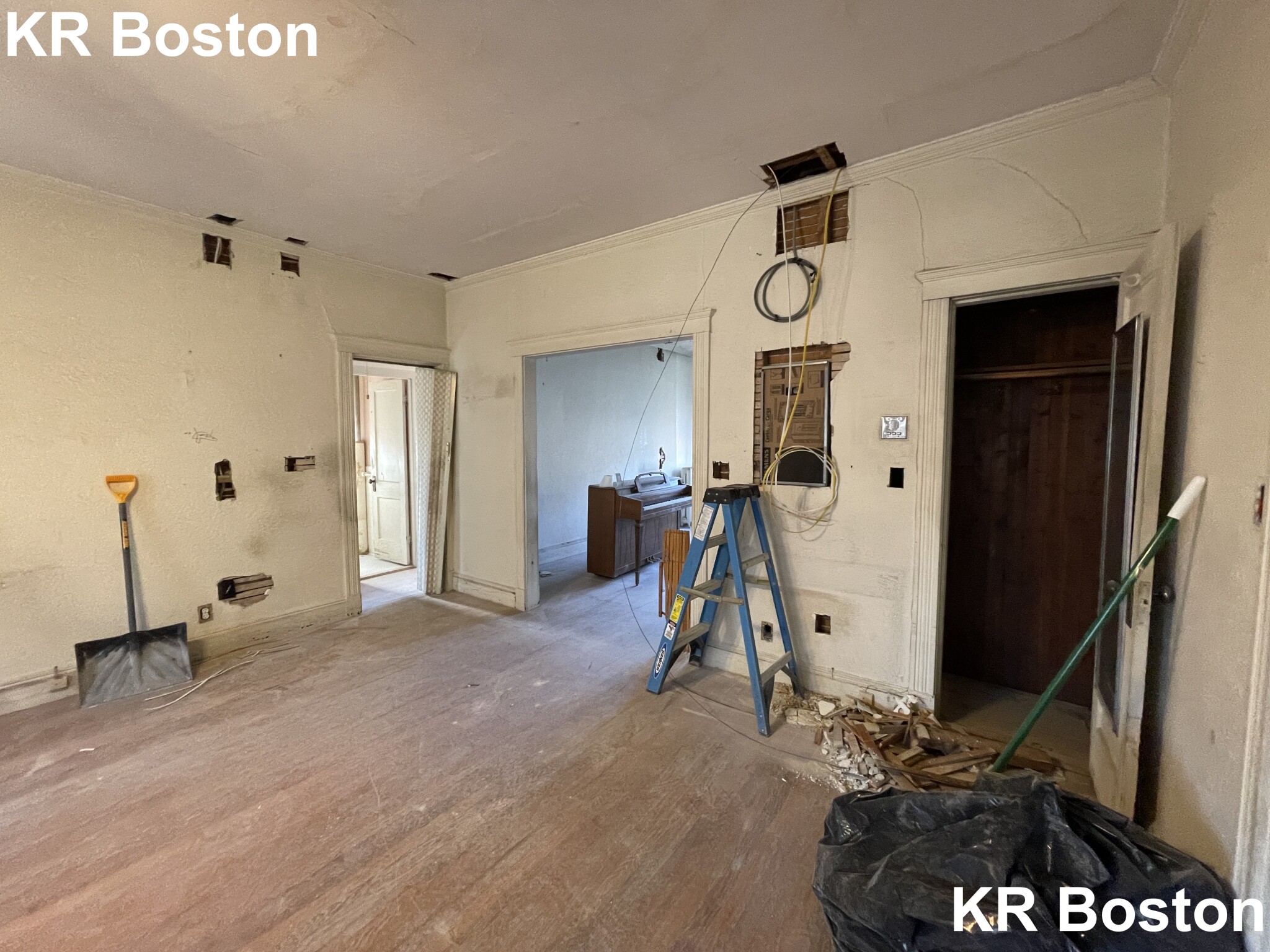 14 Alton Pl, Brookline Village