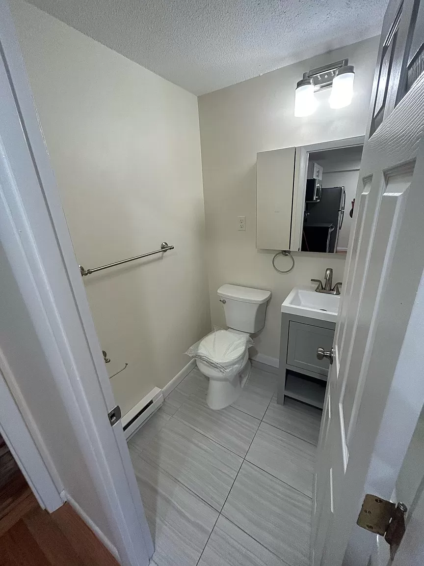 520 Main St, Banks Square