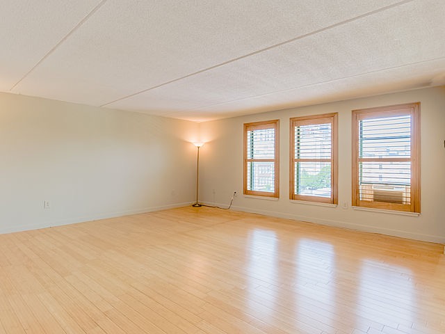 108 Peterborough St, Fenway