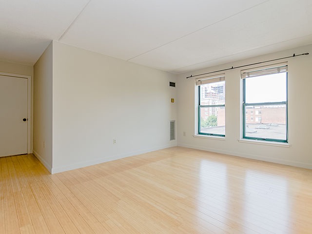 108 Peterborough St, Fenway