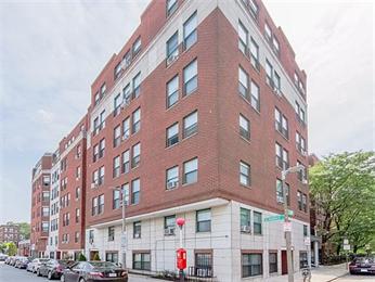 108 Peterborough St, Fenway