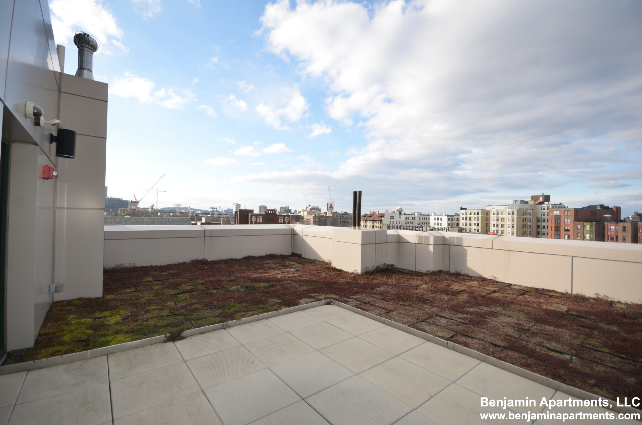 1085 Boylston St, Fenway