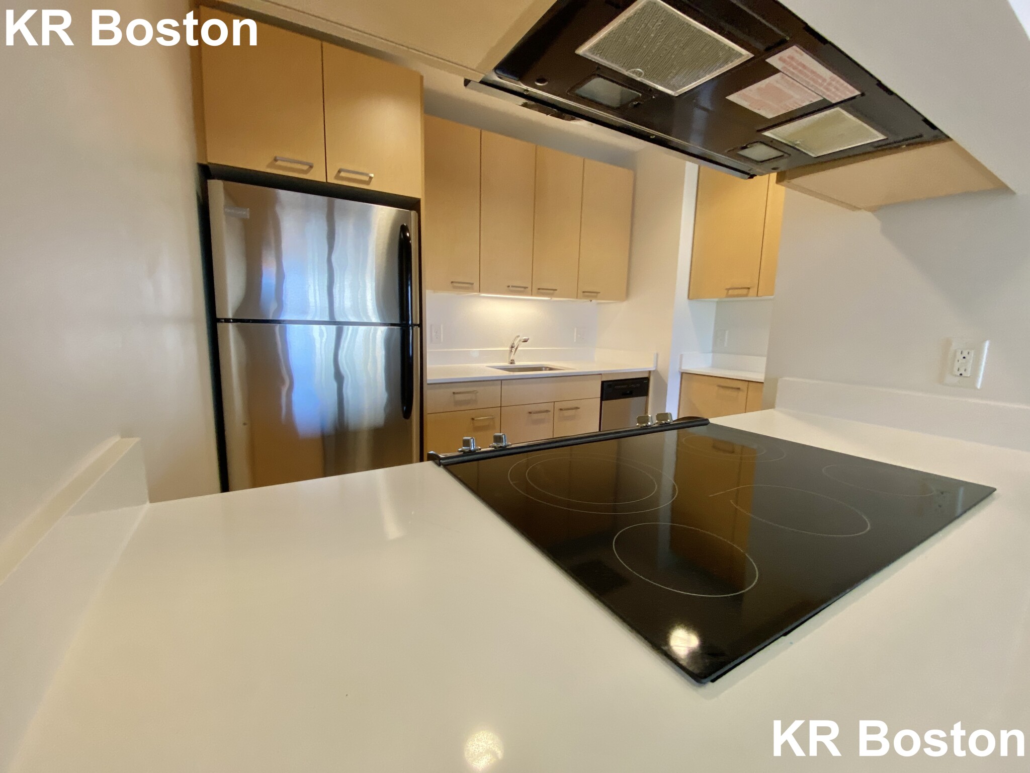 1085 Boylston St, Fenway