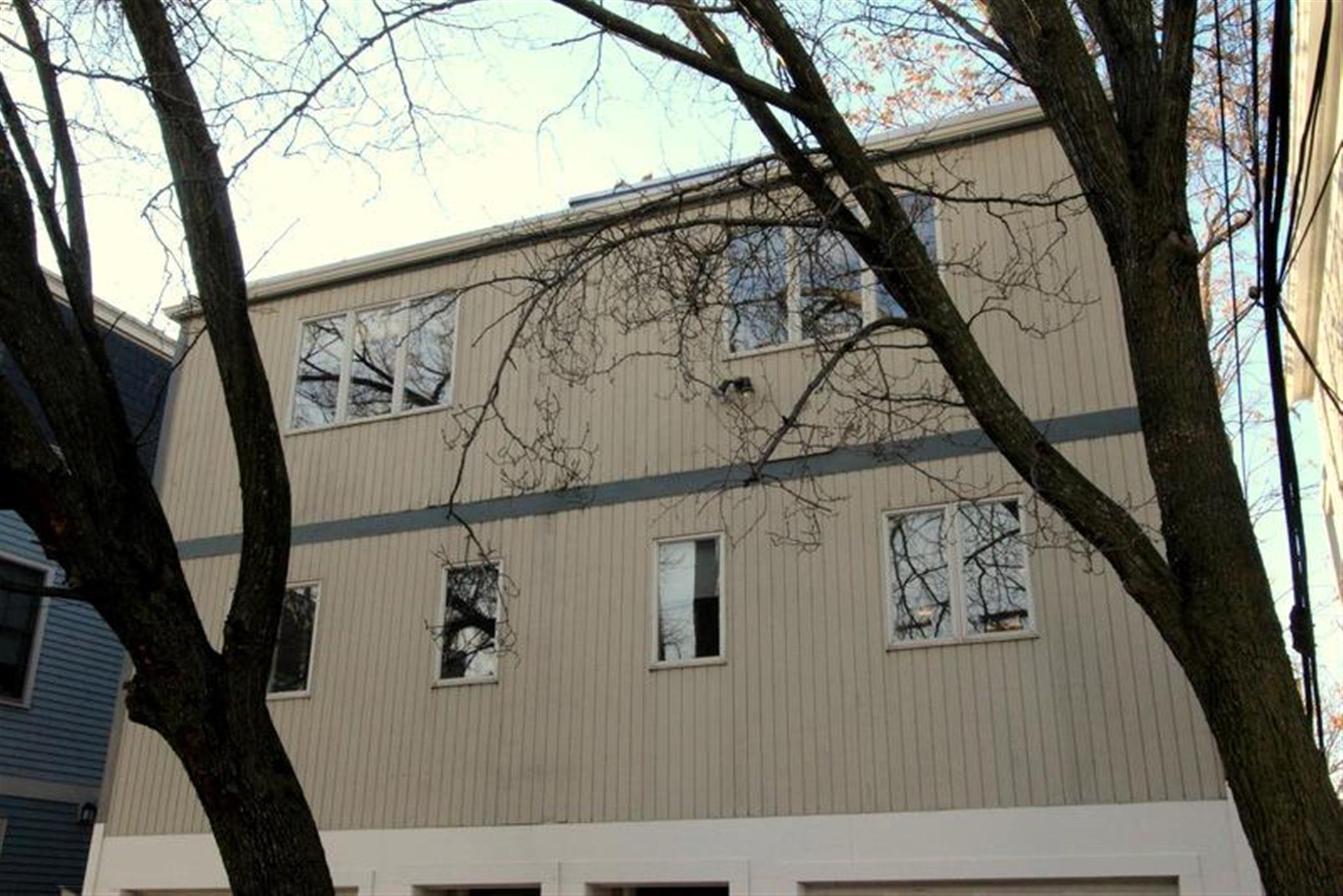 35 Howard St, Central Square