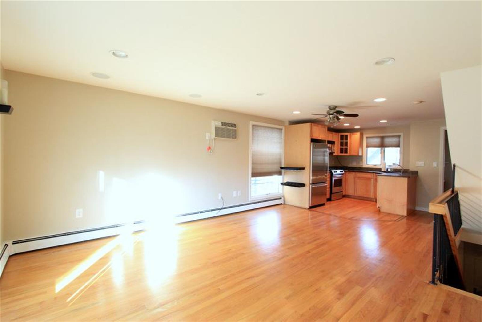 35 Howard St, Central Square