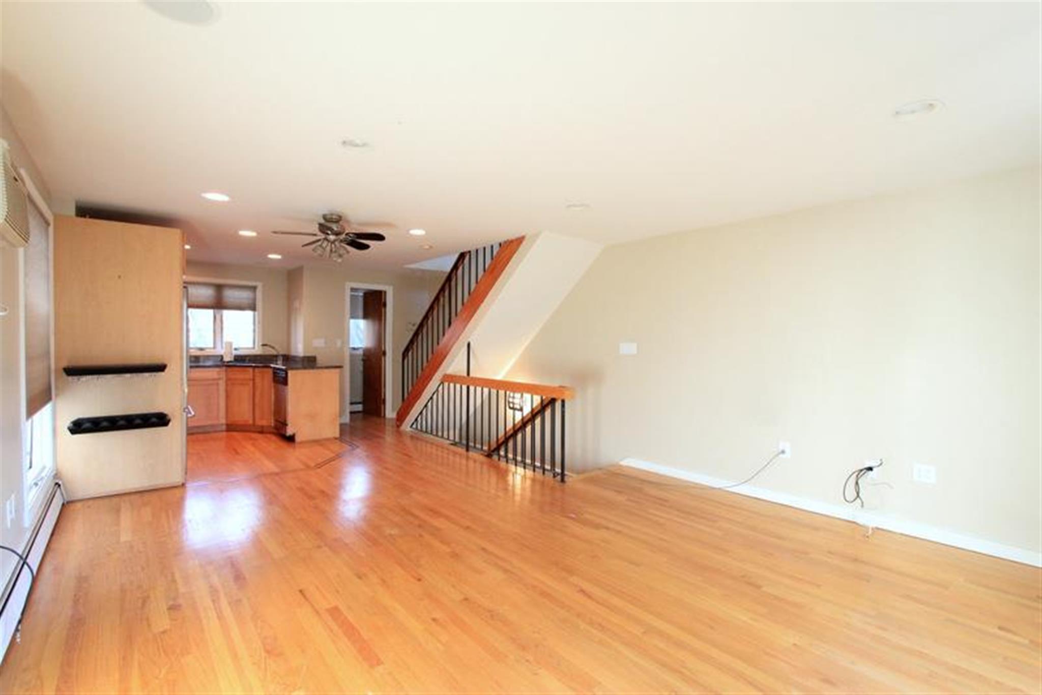 35 Howard St, Central Square