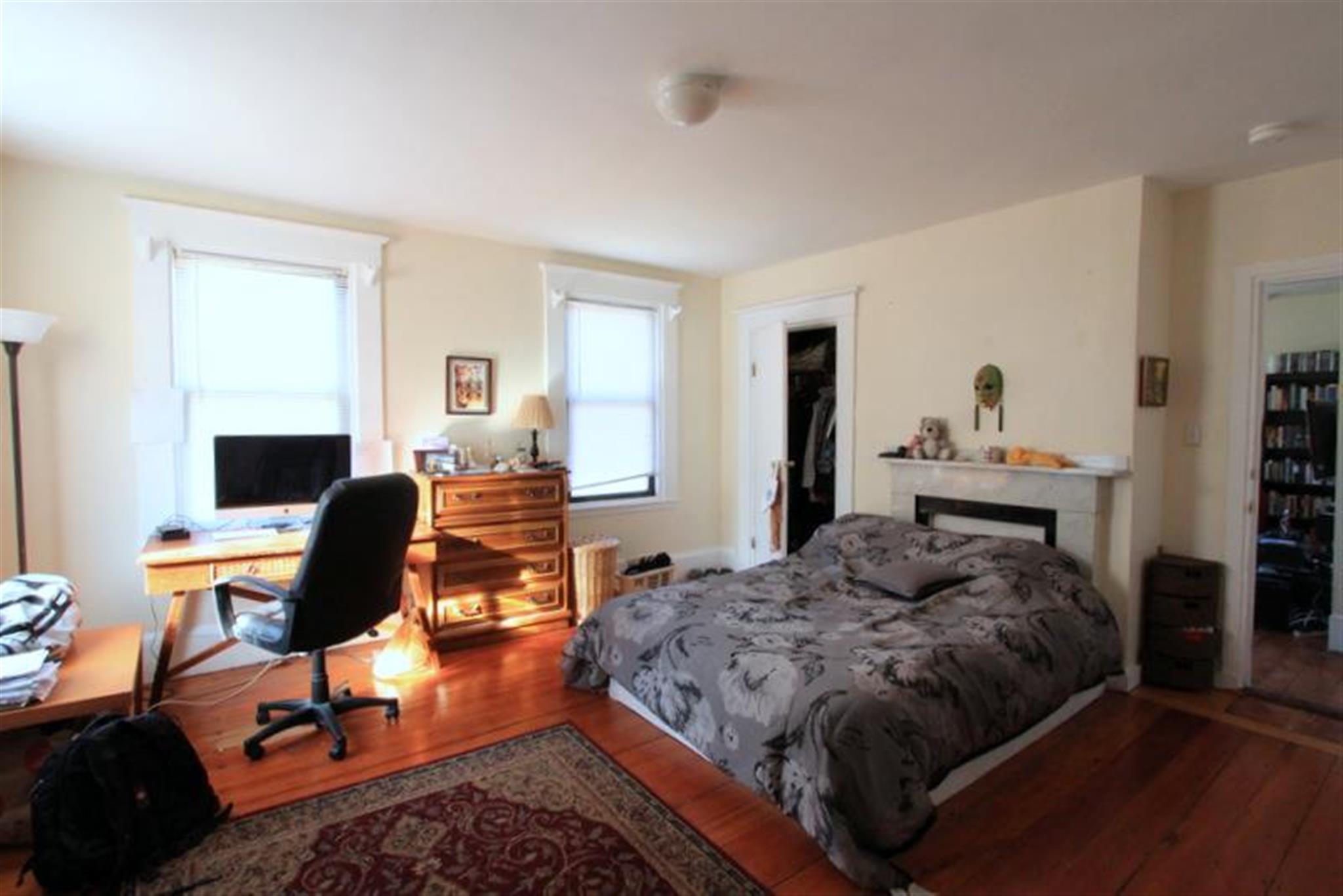 566 Putnam Ave, Cambridgeport