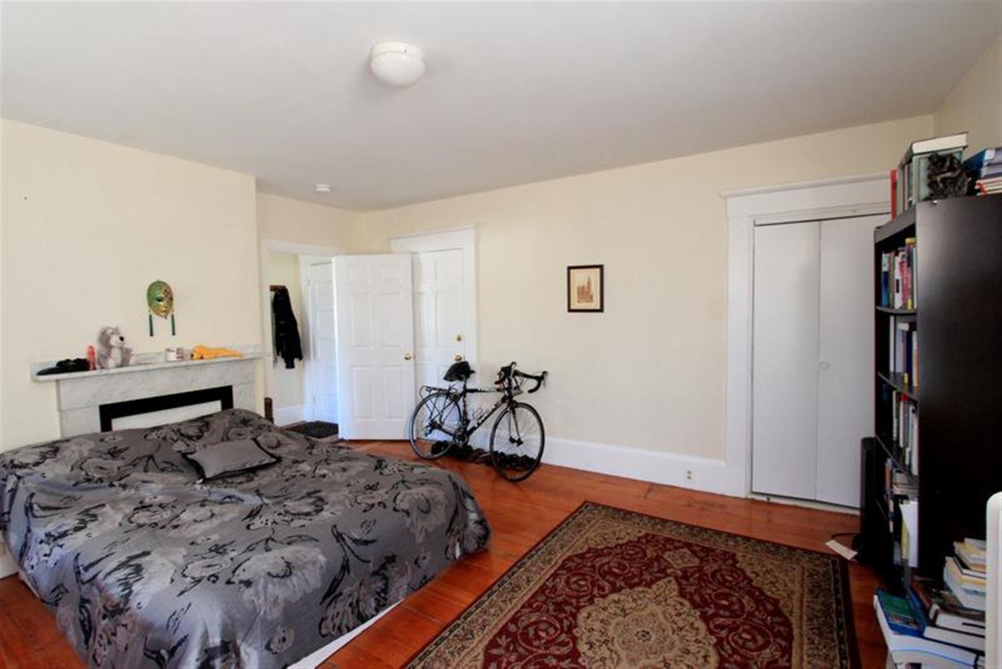 566 Putnam Ave, Cambridgeport