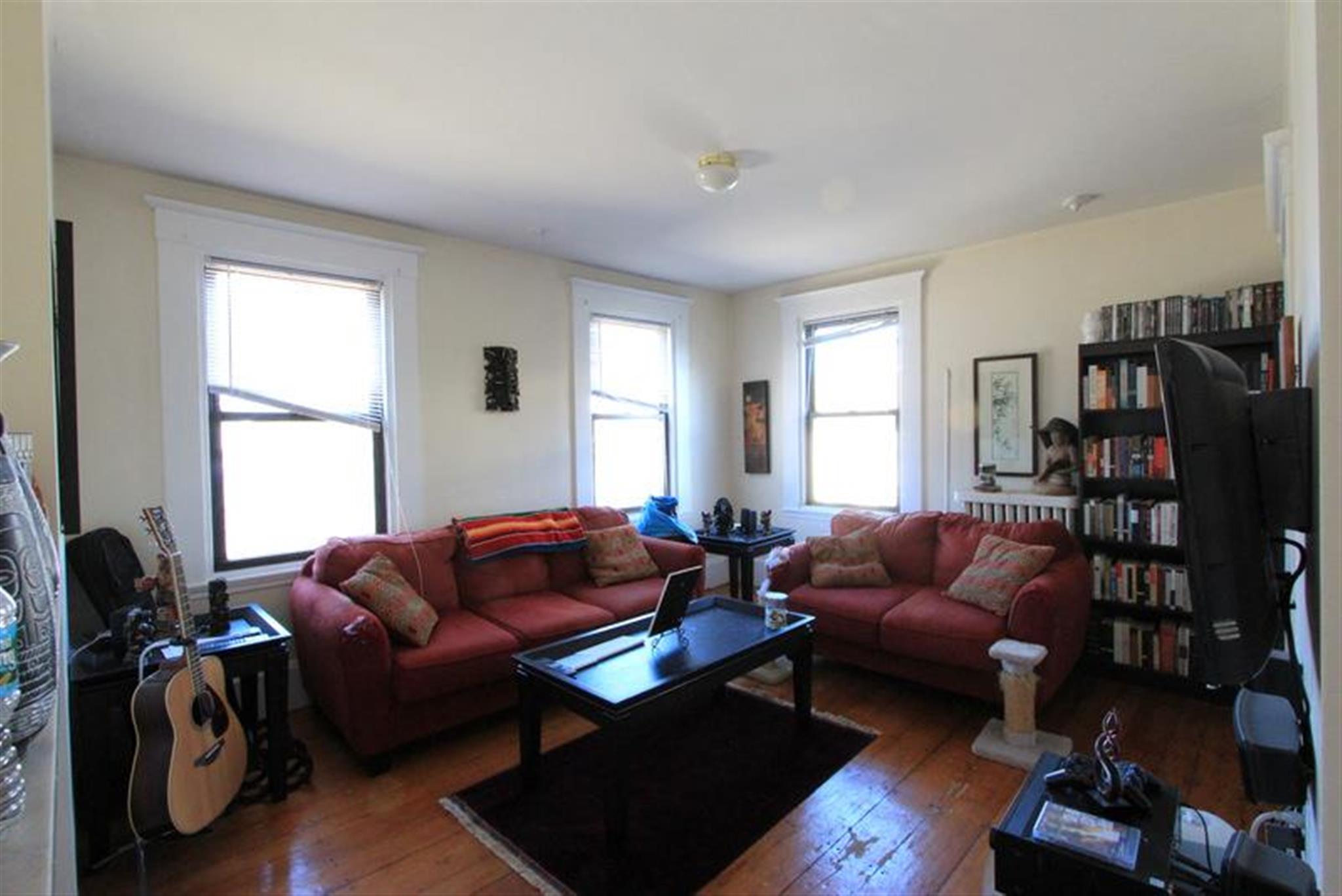 566 Putnam Ave, Cambridgeport