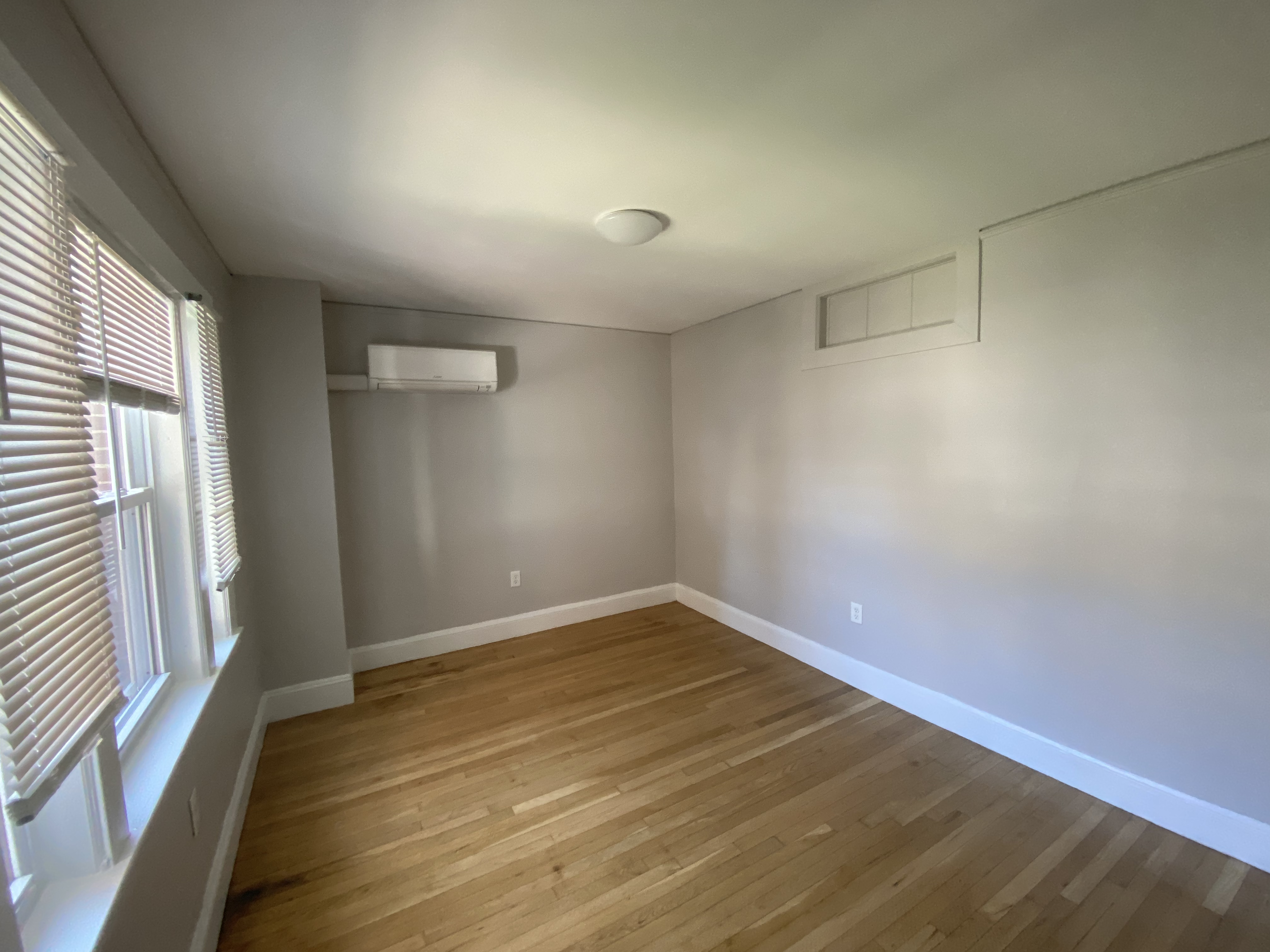 40 Butler Rd, Quincy