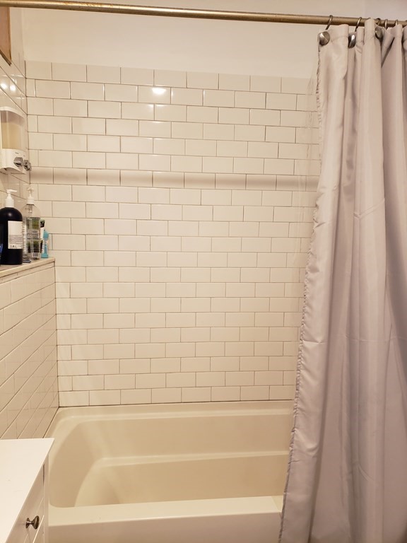 10 Williams St, Roxbury