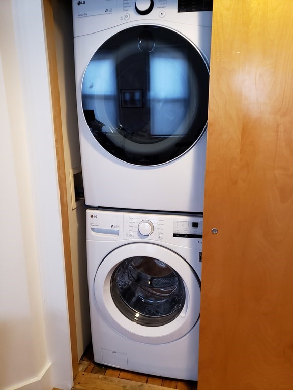 10 Williams St, Roxbury