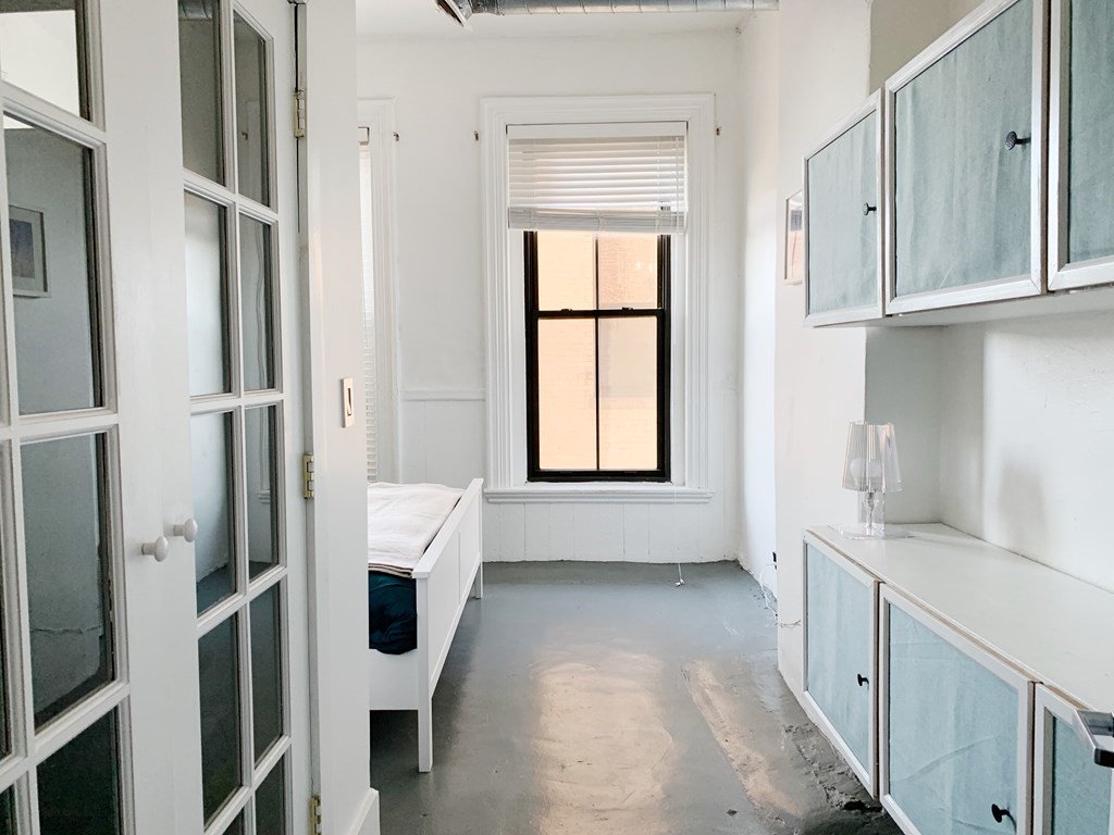 10 Williams St, Roxbury