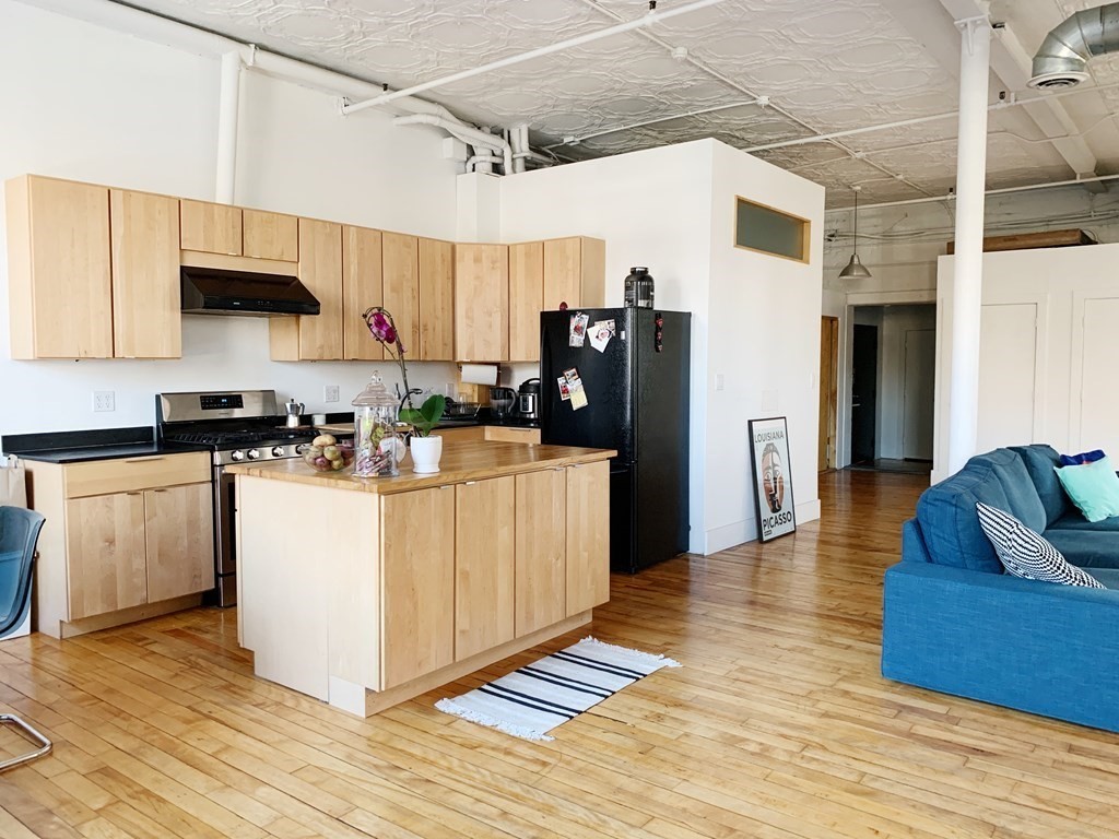 10 Williams St, Roxbury