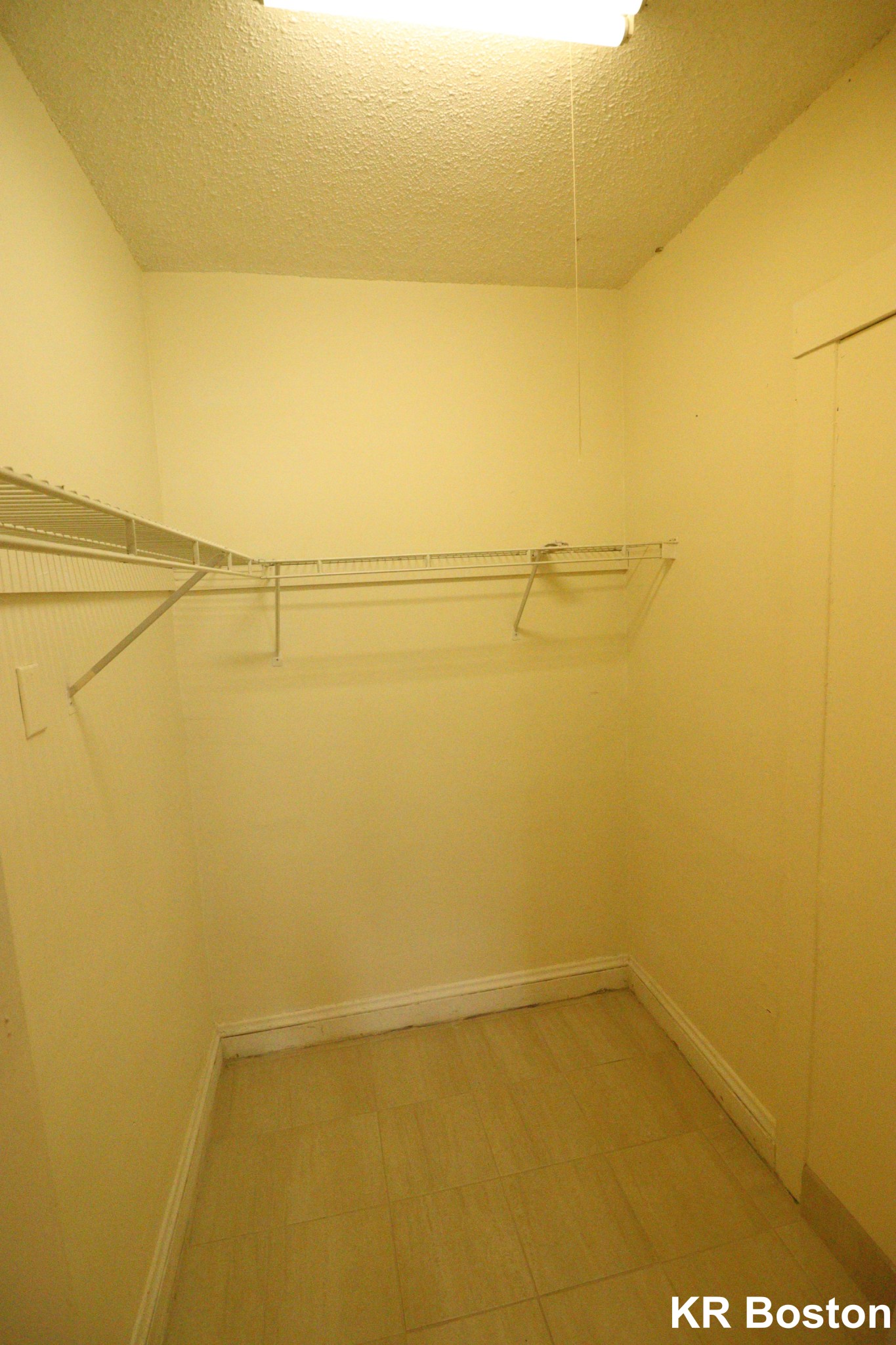 11 Barrows St, Allston