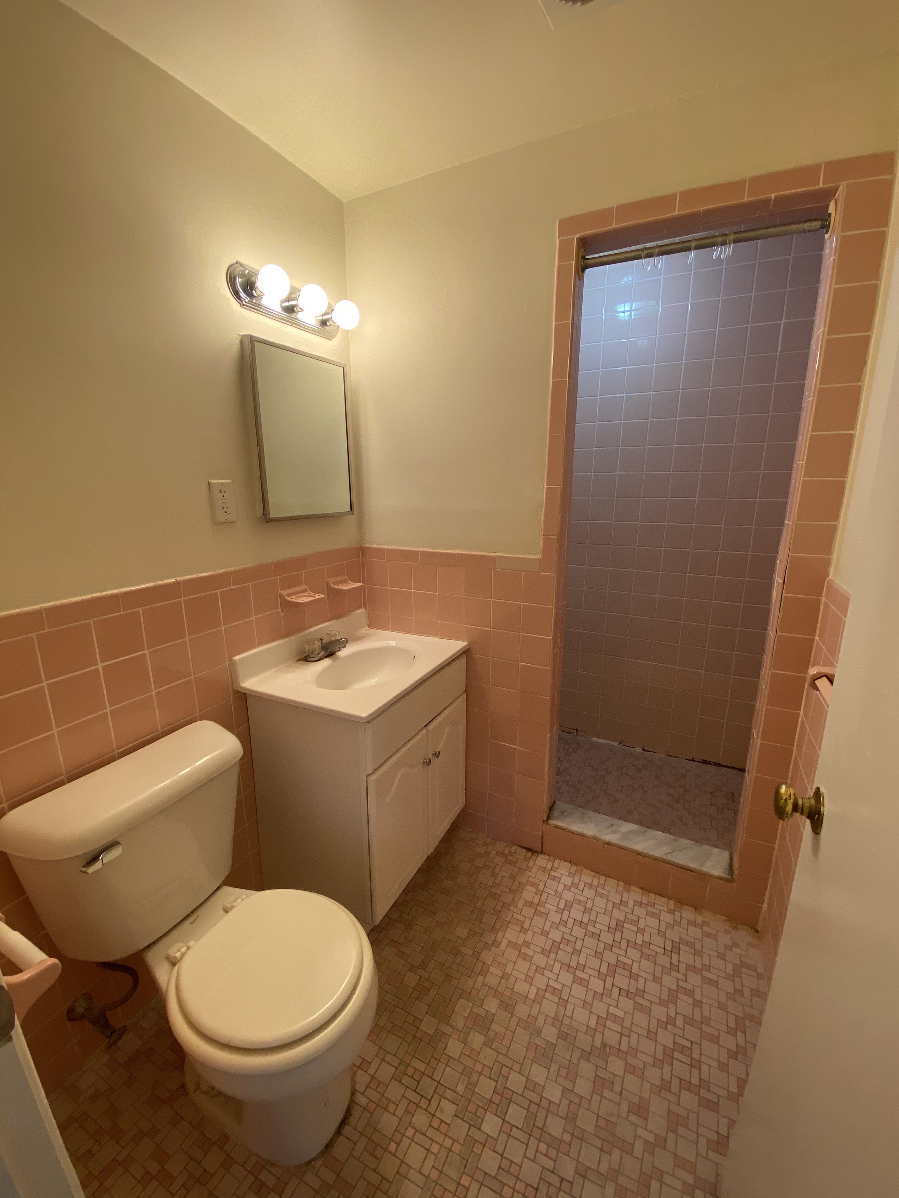 245 Main St, Watertown