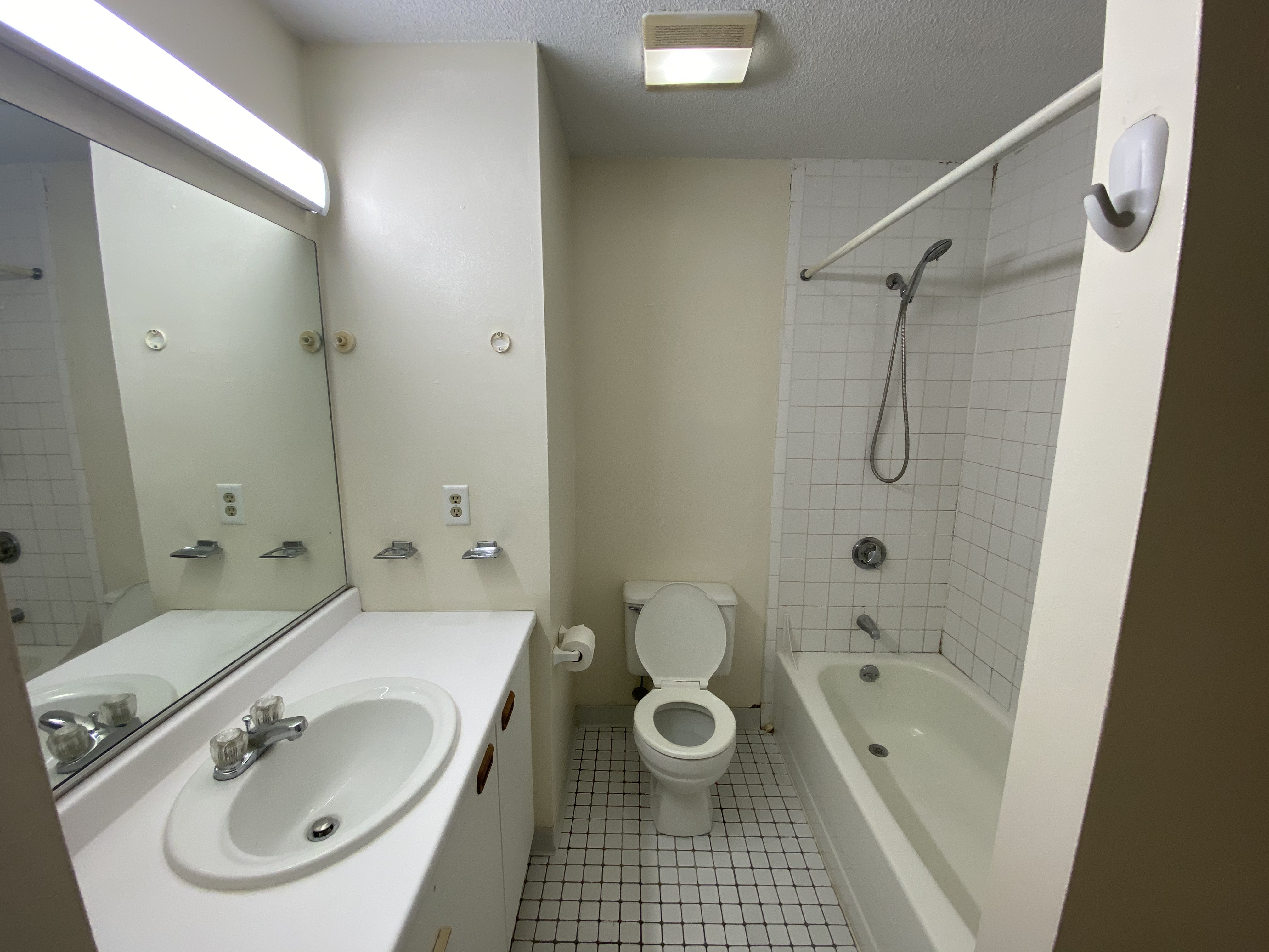 148 North Beacon St, Brighton