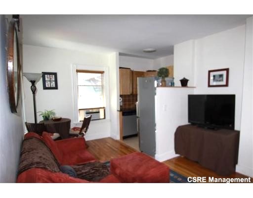 11 Mansfield St, Allston
