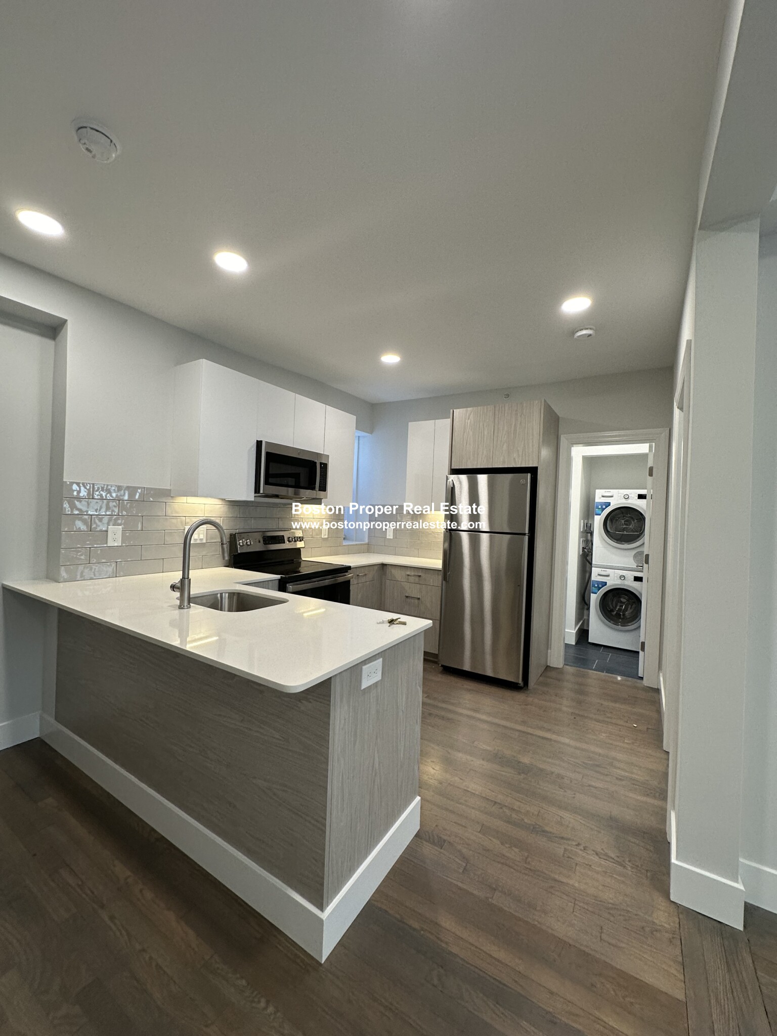 11 Peterborough St, Fenway