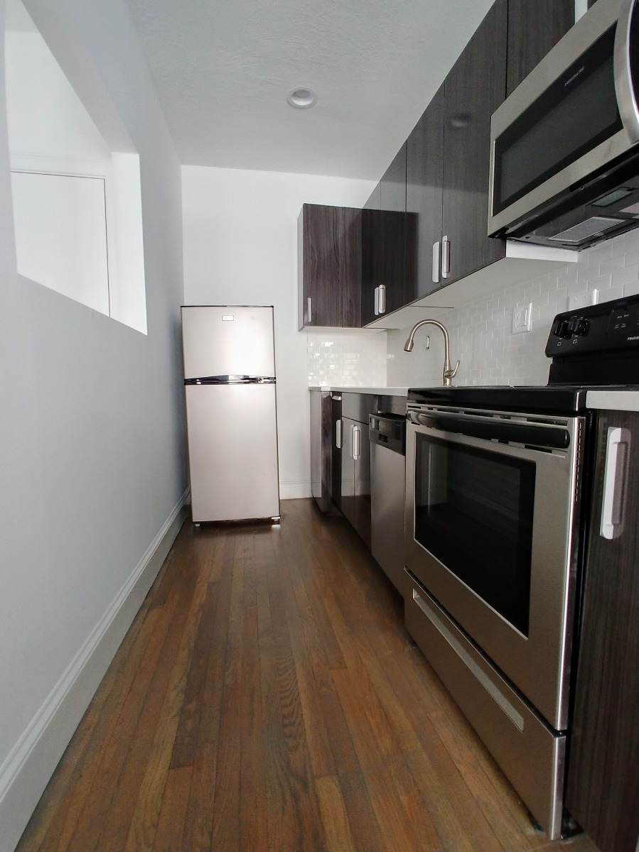 16 Peterborough St, Fenway