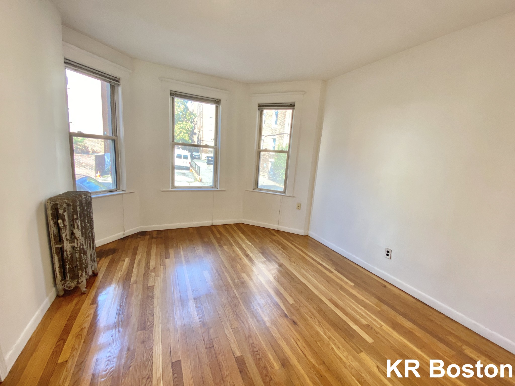 11 Scottfield Rd, Allston