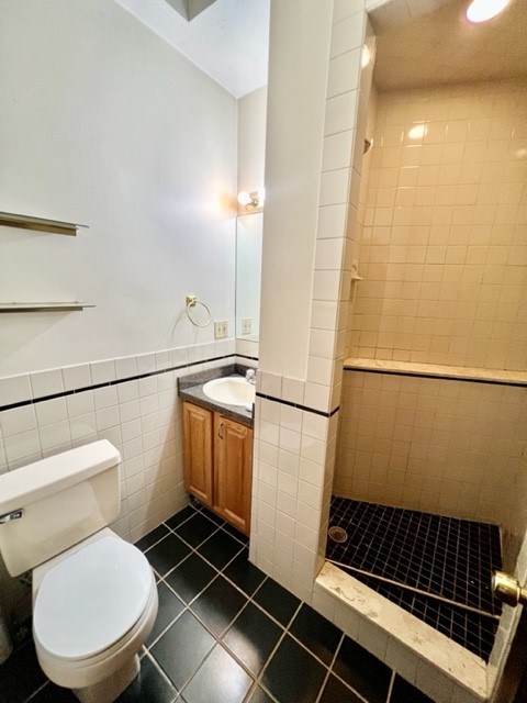 300 North St, North End