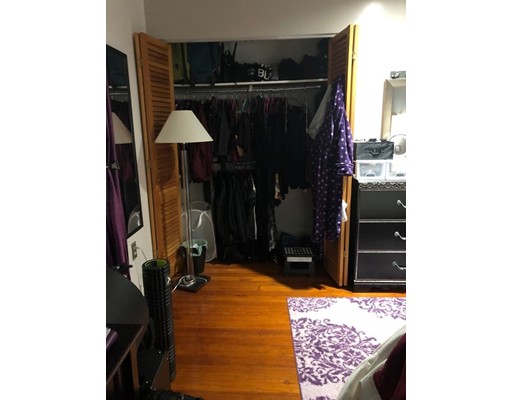 111 Gainsborough St, Fenway