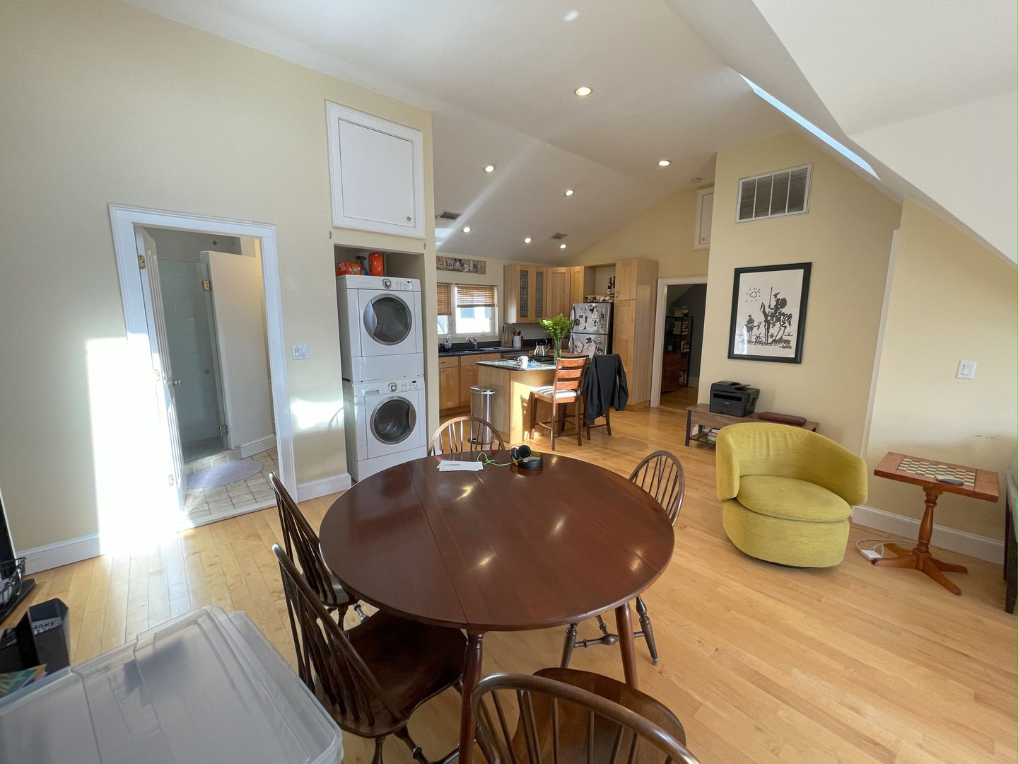 19 Chandler St, Tufts