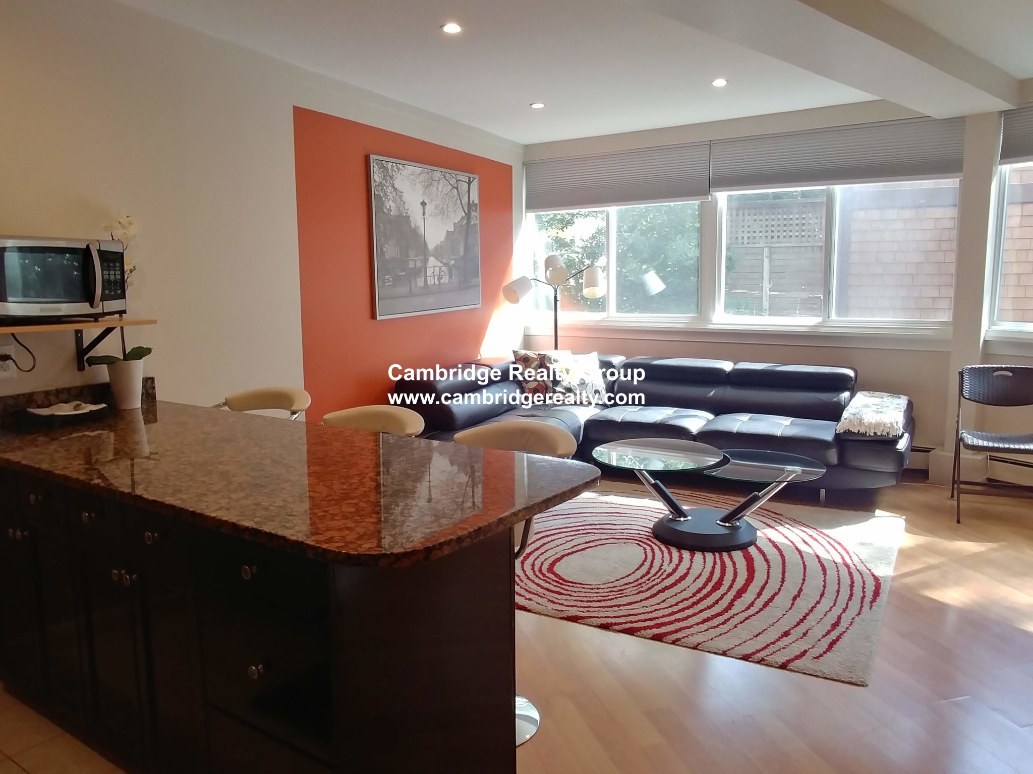 516 Green St, Central Square