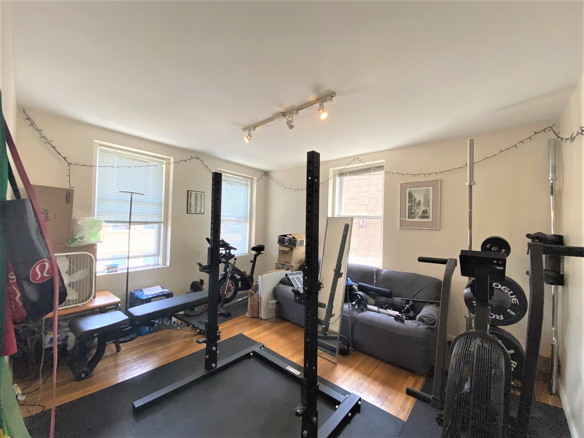 54 Kelly Rd, Cambridgeport