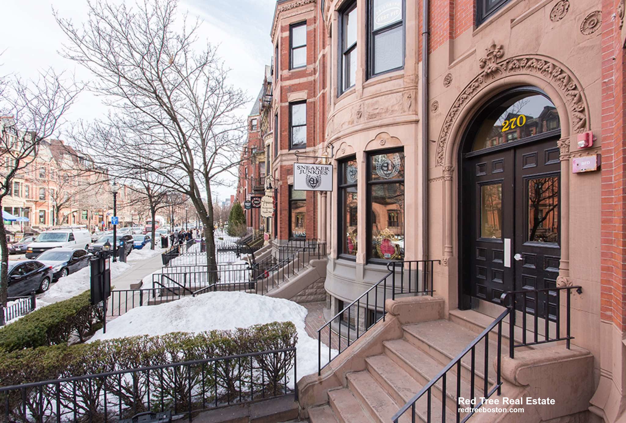 270 Newbury St, Back Bay