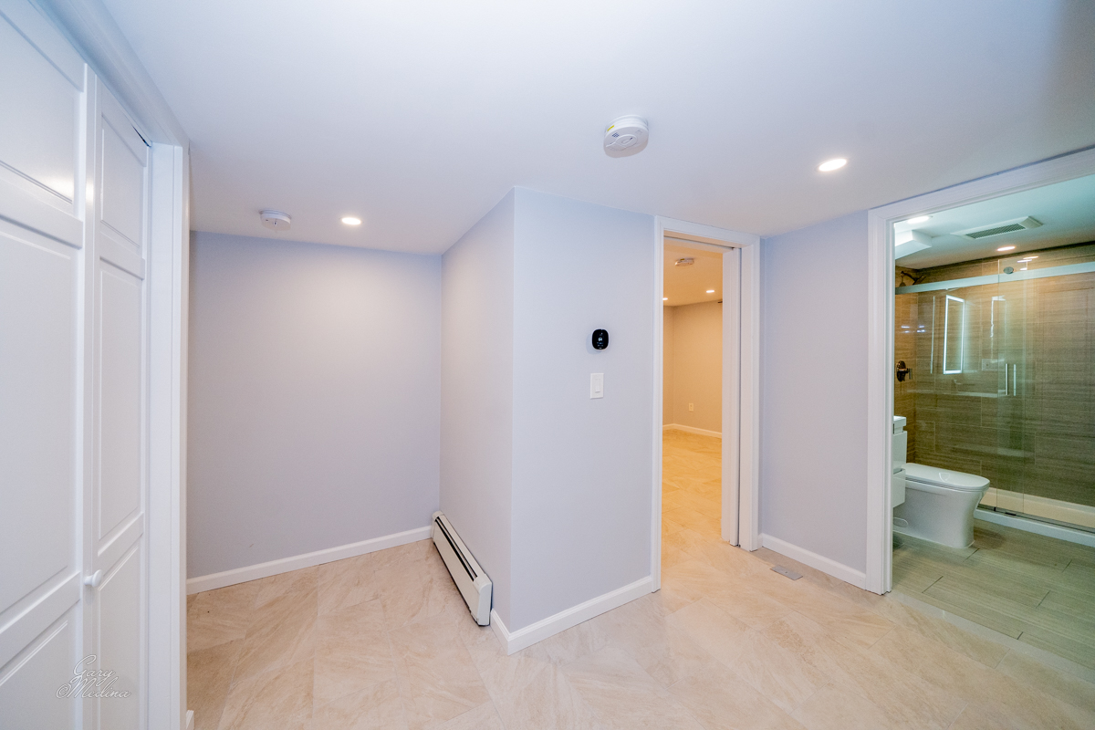 1548 Washington St, West Newton