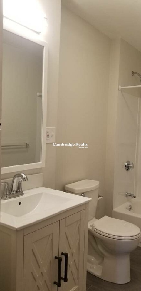 25 Fainwood Circle, Mid-Cambridge
