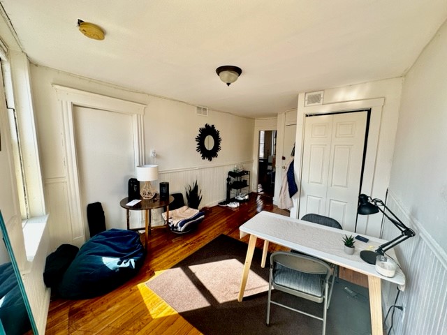 11 Charter St, North End