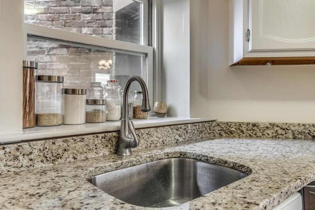 198 Saint Botolph St, Back Bay