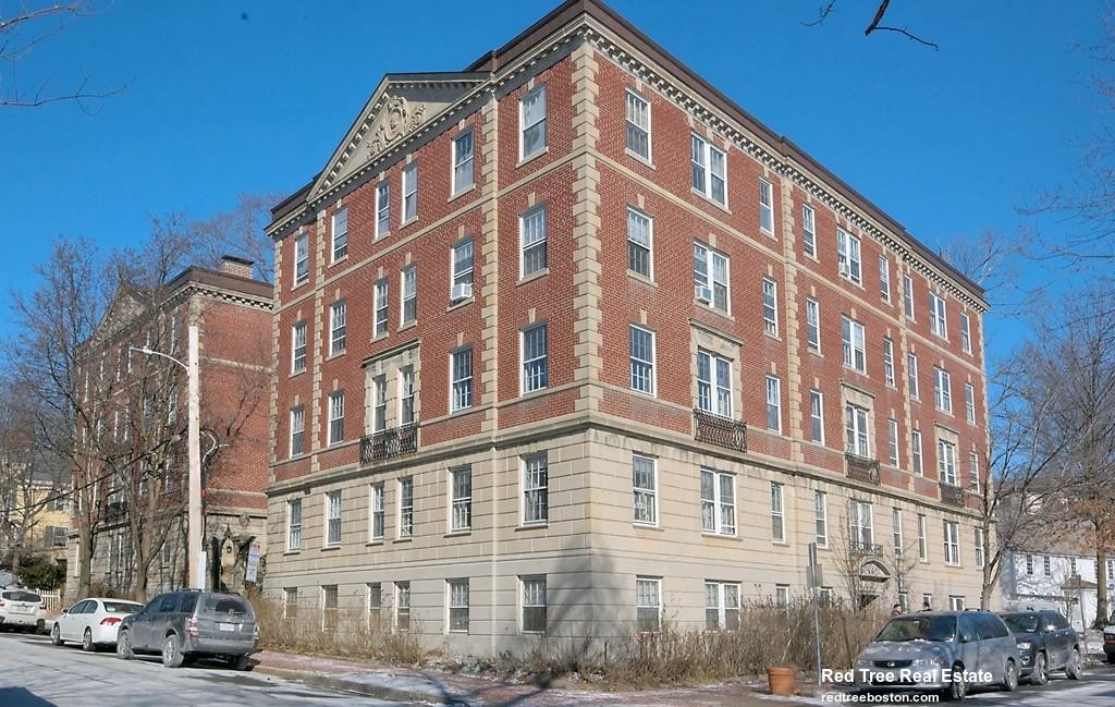 4 Washington Ave, Harvard Square