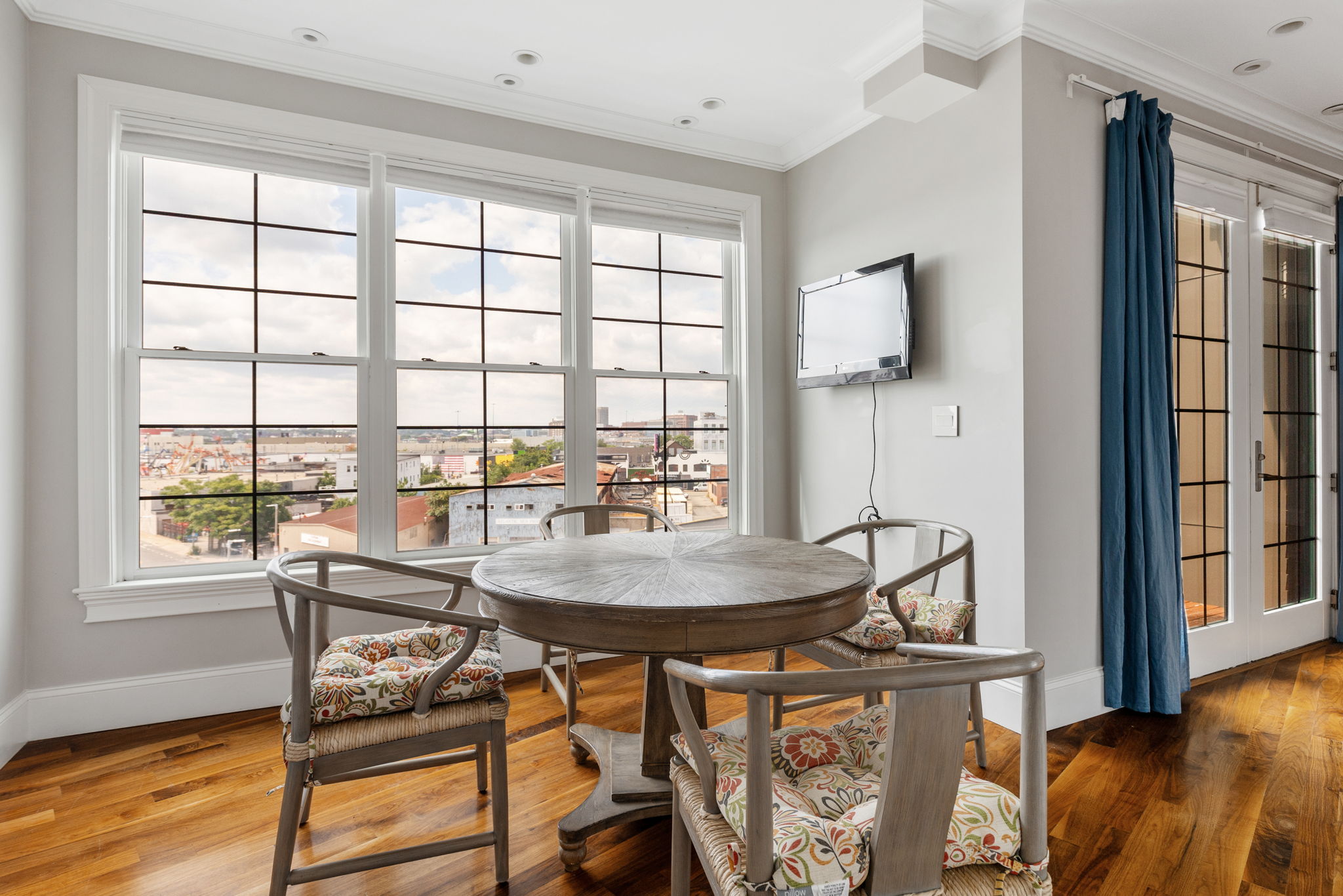 99 D St, South Boston