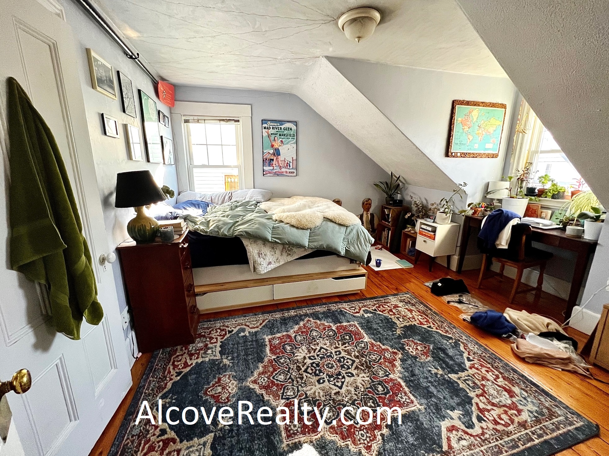 65 Willow Ave, Davis Square