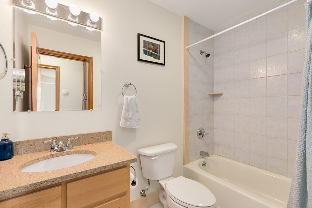 2440 Massachusetts Ave, Mid Cambridge