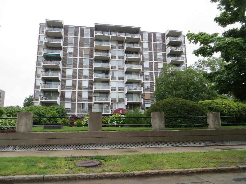 60 Babcock St, Brookline Hills