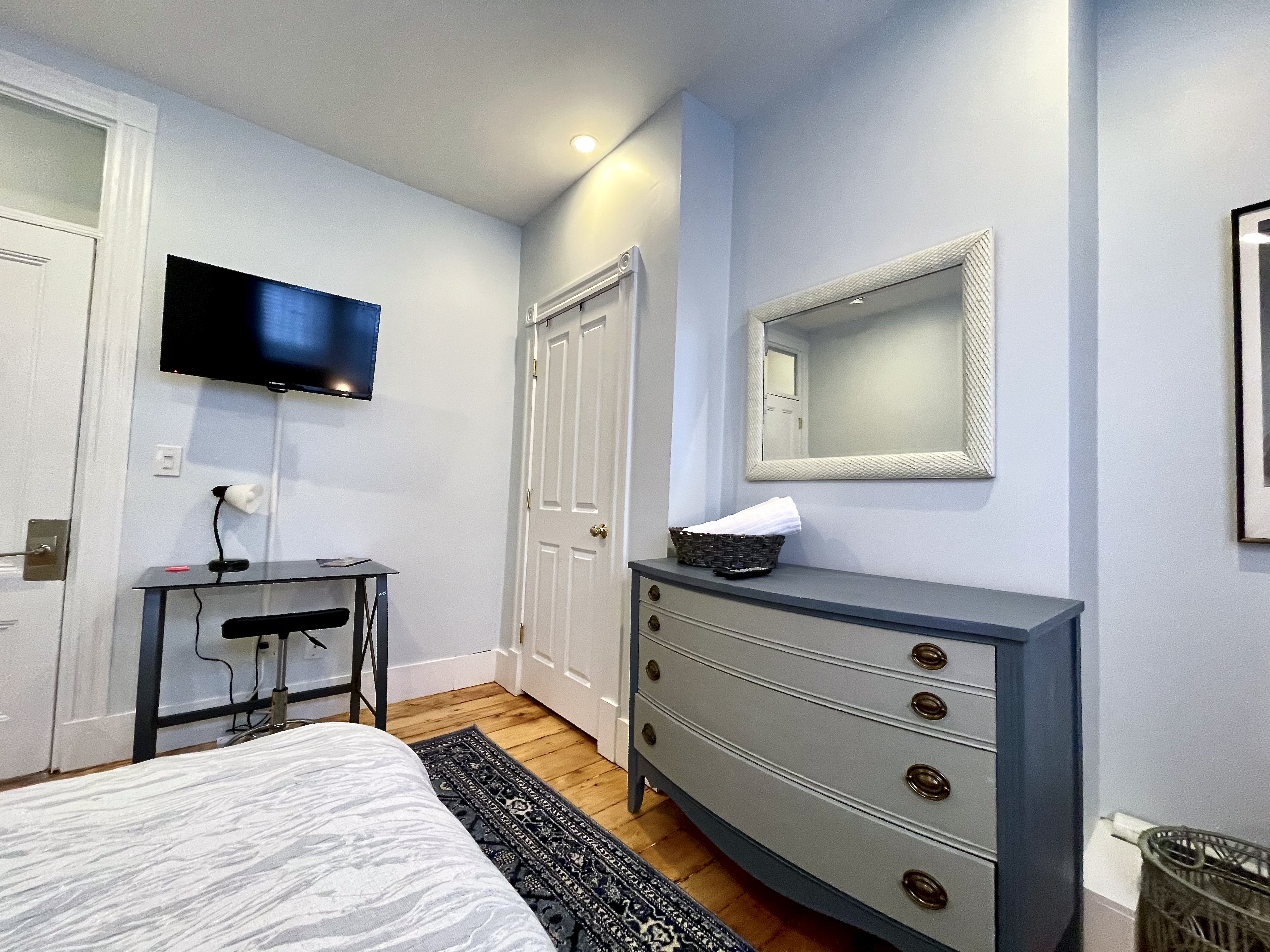 32212 Western Ave ,, Central Square