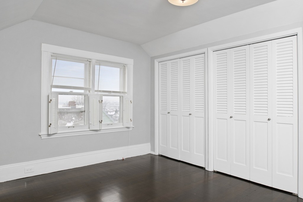 45 Gladstone St, East Boston