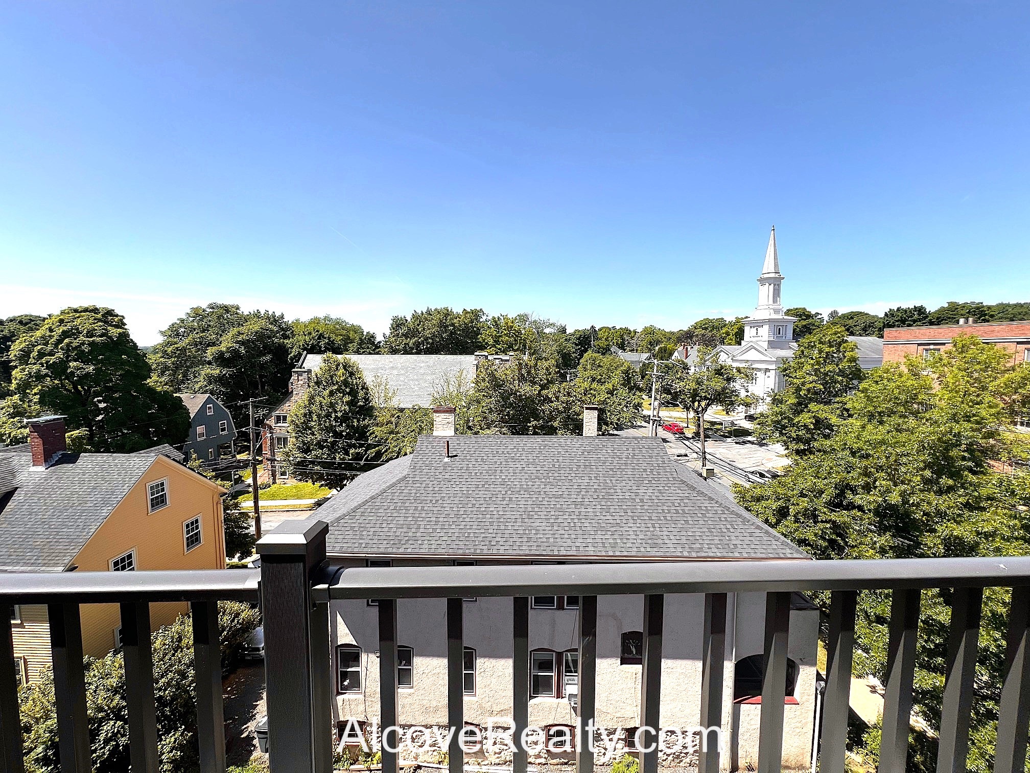 60 Pleasant St, Arlington