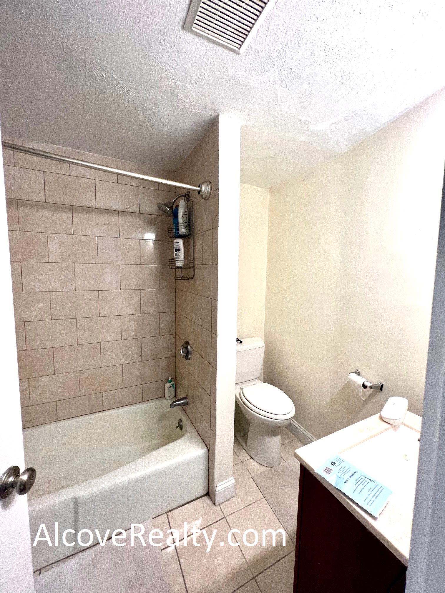 13 Vinal Ave, Union Square