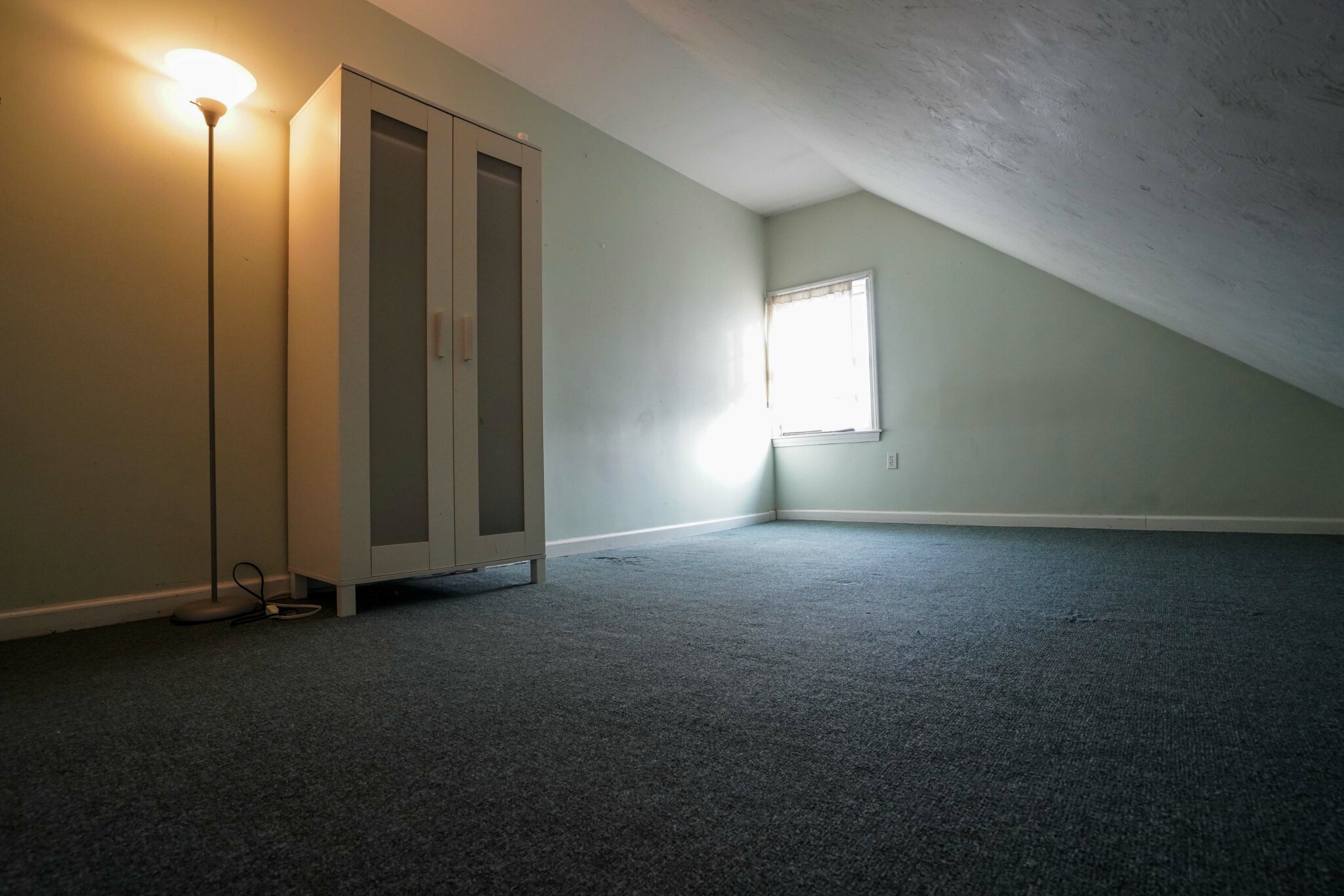 24 Oak Square Ave, Brighton