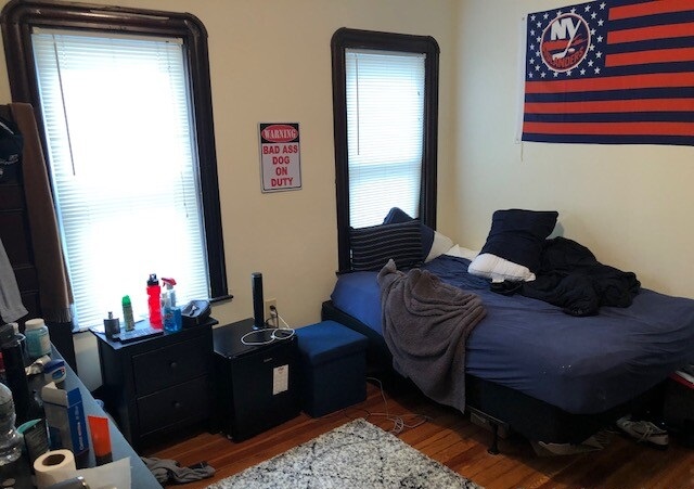 139 College Ave, Tufts