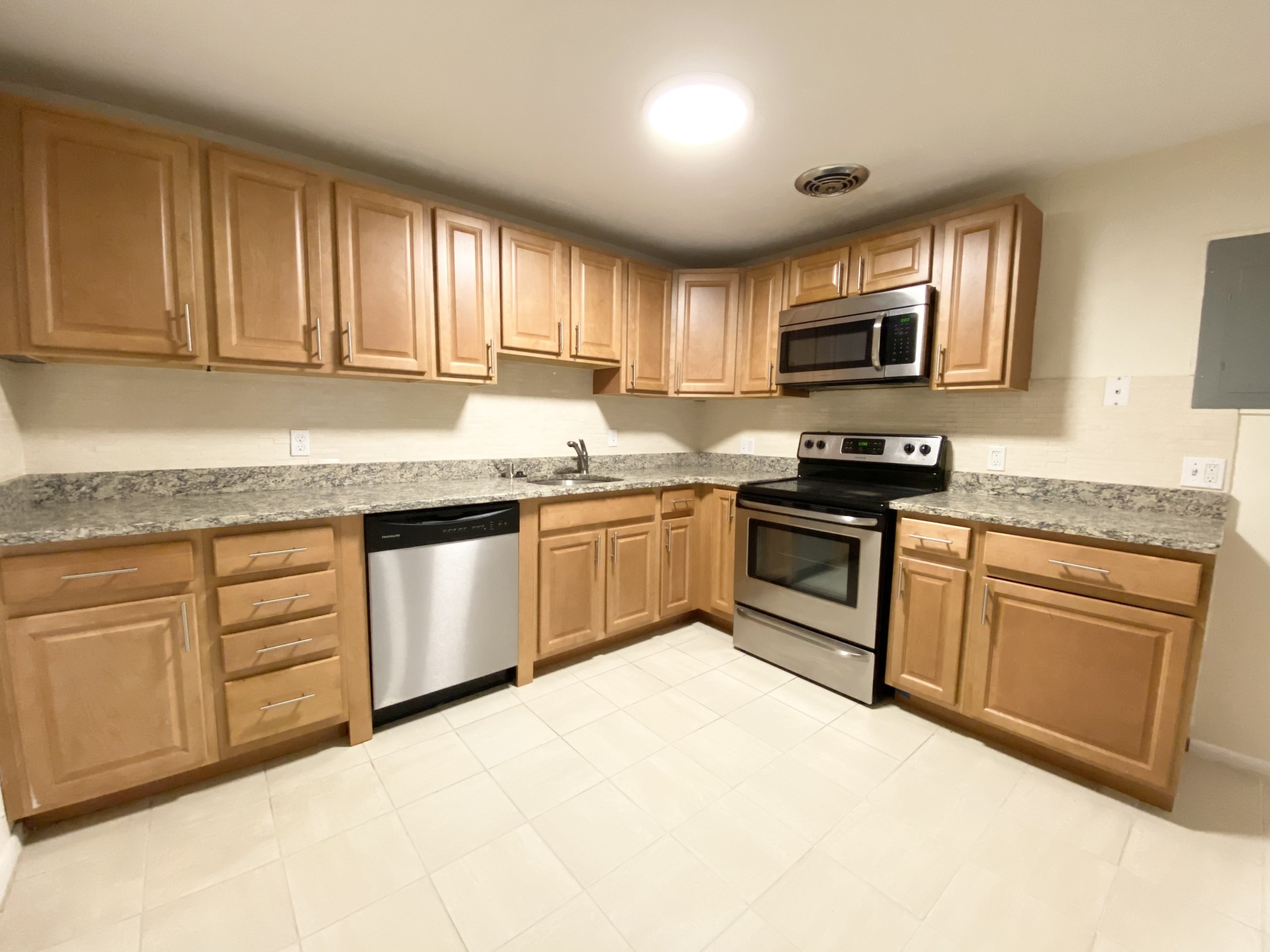 110 Babcock St, Coolidge Corner