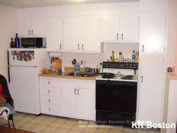 110 Babcock St, Coolidge Corner