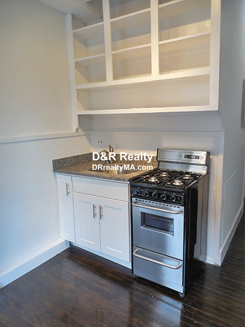 110 Willow St, Cambridgeport